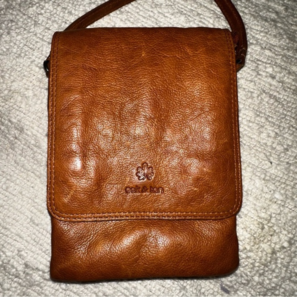UGC Oak & Tan Leather Crossbody Bag